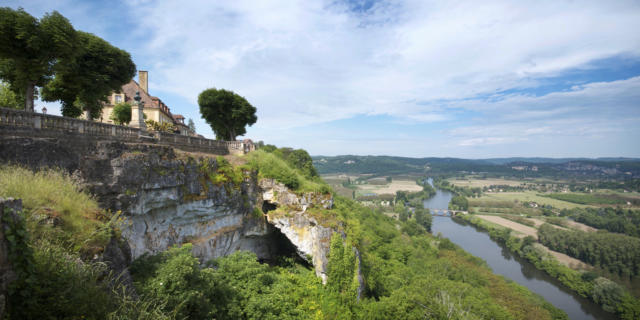 Vue sur la Vallée de la Dordogne depuis la Barre de Domme