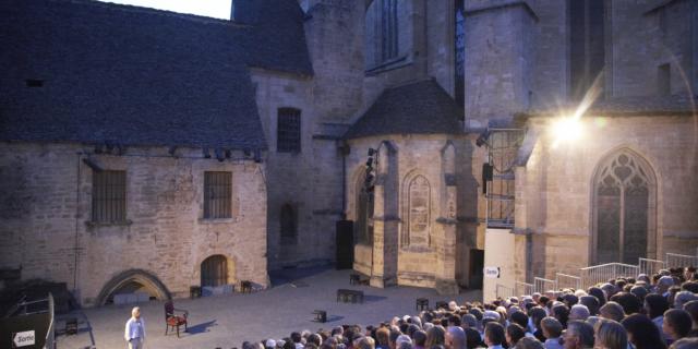 Festival des jeux et du théâtre de Sarlat