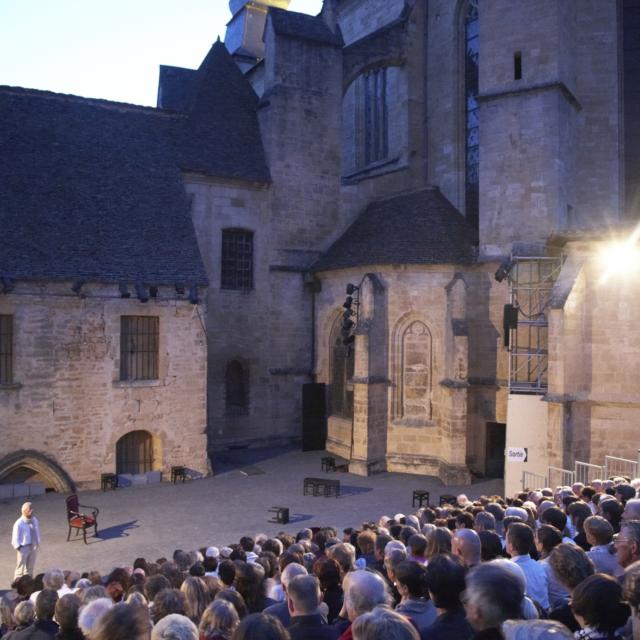 Festival des jeux et du théâtre de Sarlat