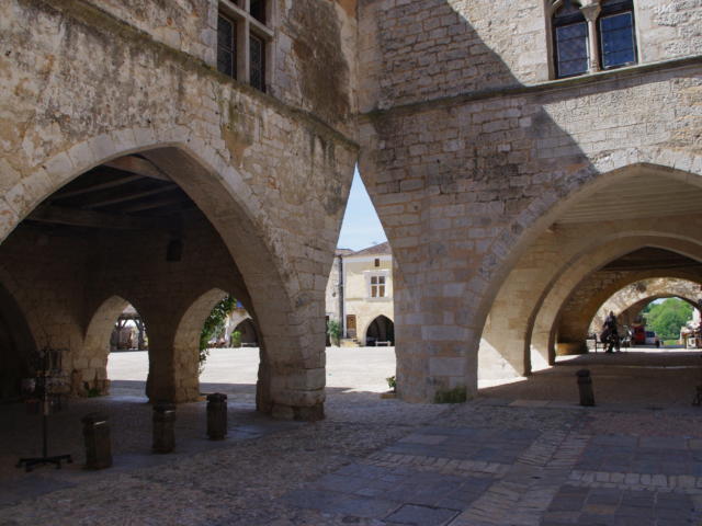 Bastide de Monpazier dans le sud du Périgord