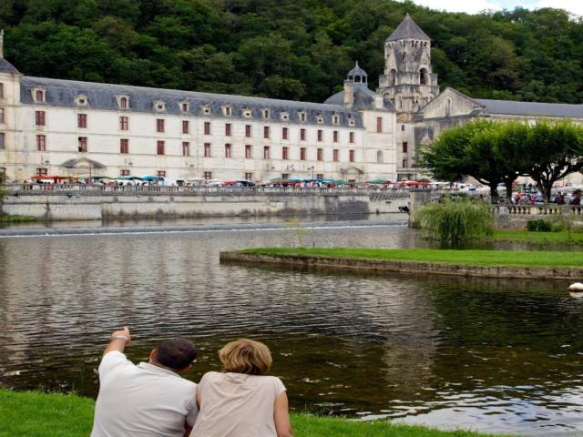 Brantôme et son abbaye, à proximité de Périgueux