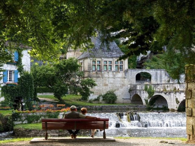 Pause sur les bords de la Dronne, à Brantôme