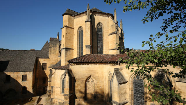 Cathédrale de Sarlat et enfeus