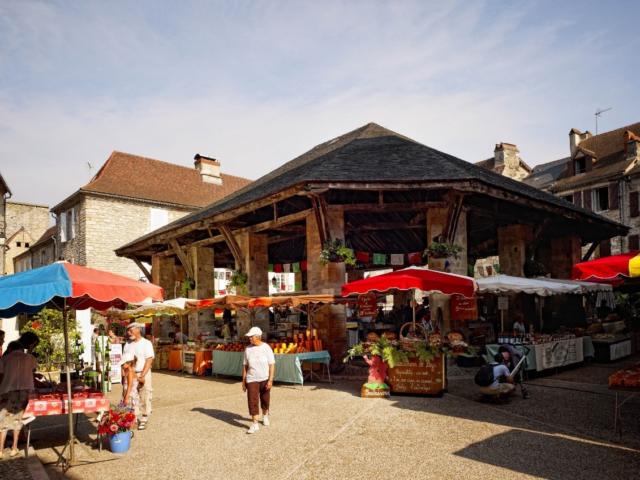 Halle de Martel, dans le département du Lot