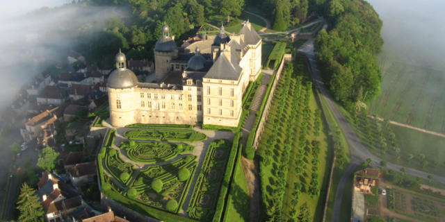 Château de Hautefort