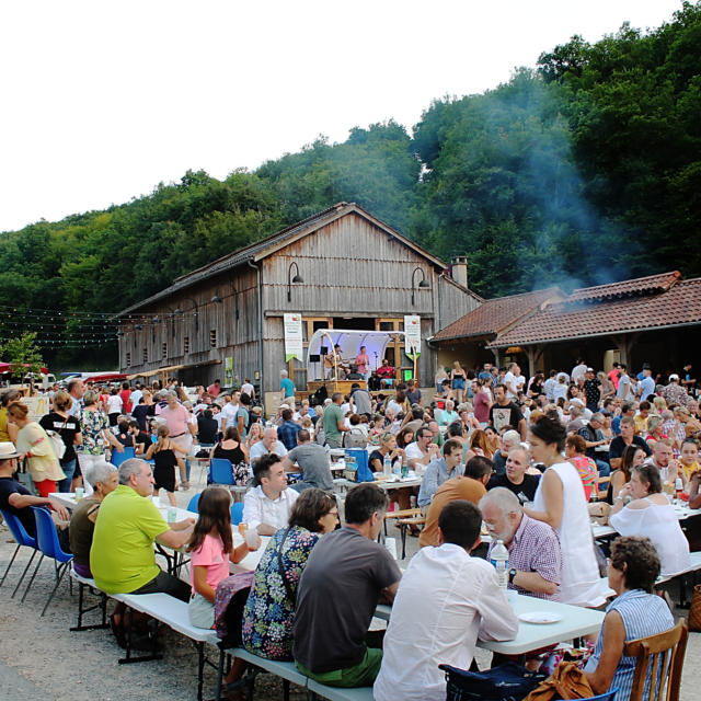 Marché gourmand de Saint Amand de Coly