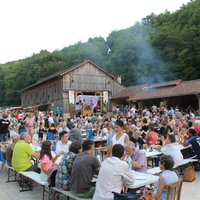 Marché gourmand de Saint Amand de Coly