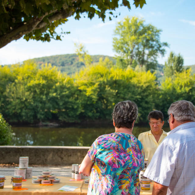 Marché de Beynac - Plus beaux village de France