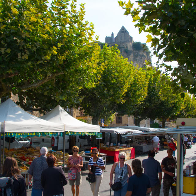 Marché de Beynac