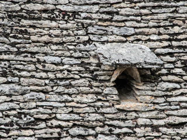 Toiture en lauze, caractéristique du Périgord Noir