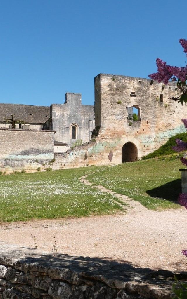 Abbaye fortifiée de Saint Amand de Coly