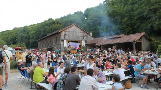 Marché gourmand de Saint Amand de Coly