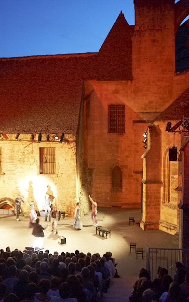 Festival des jeux et du theatre sarlat