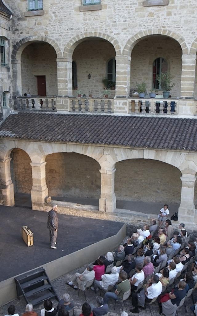 Festival des jeux et du theatre sarlat