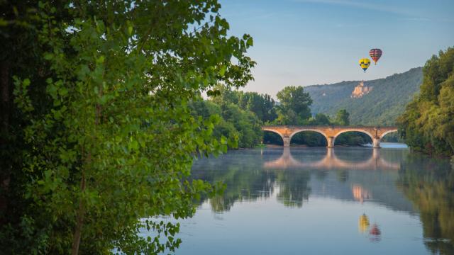 Montgolfières sur la Dordogne