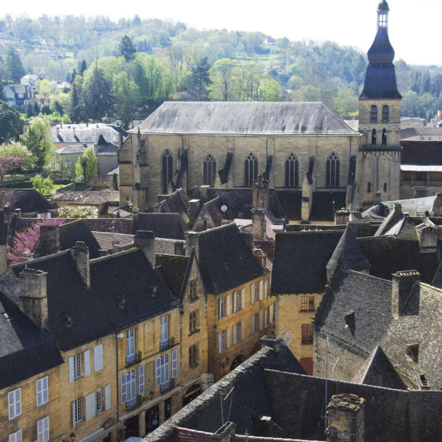 Vue sur la Cathédrale Saint-Sacerdos de Sarlat