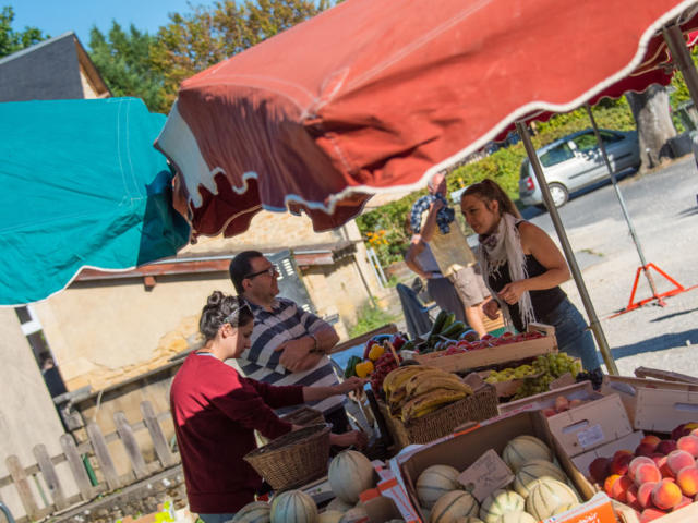 Marché de Ste Nathalène