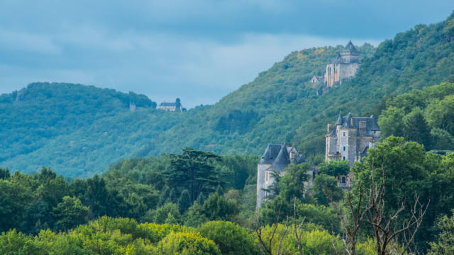 Les Chateaux de la vallée de la Dordogne