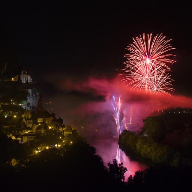 feux-dartifice-beynac.jpg