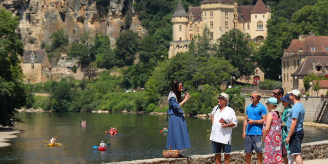 Les Enigmes d'Eliette, visite insolite de la Roque-Gageac