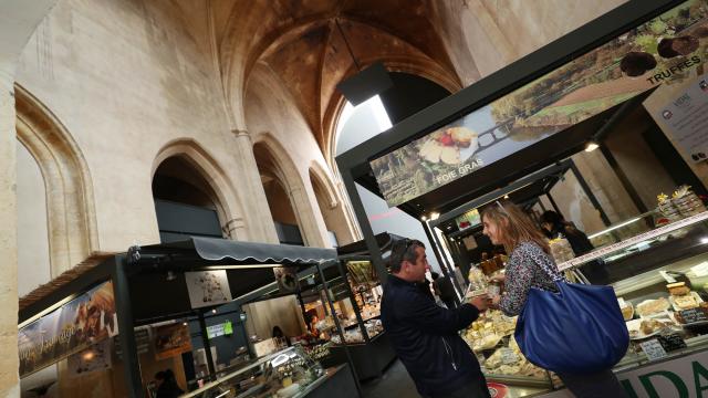 Marché couvert de Sarlat en périgord