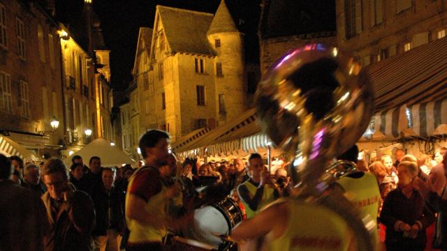 bodegoie-bandas-festoie-sarlat-min.jpg