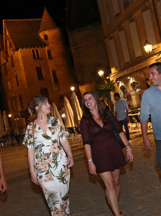 Sarlat la nuit entre amis