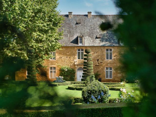 eyrignac-aerial-studio.jpg