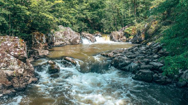 Gorges-de-lAuvezere-2-@lesdroners.jpg