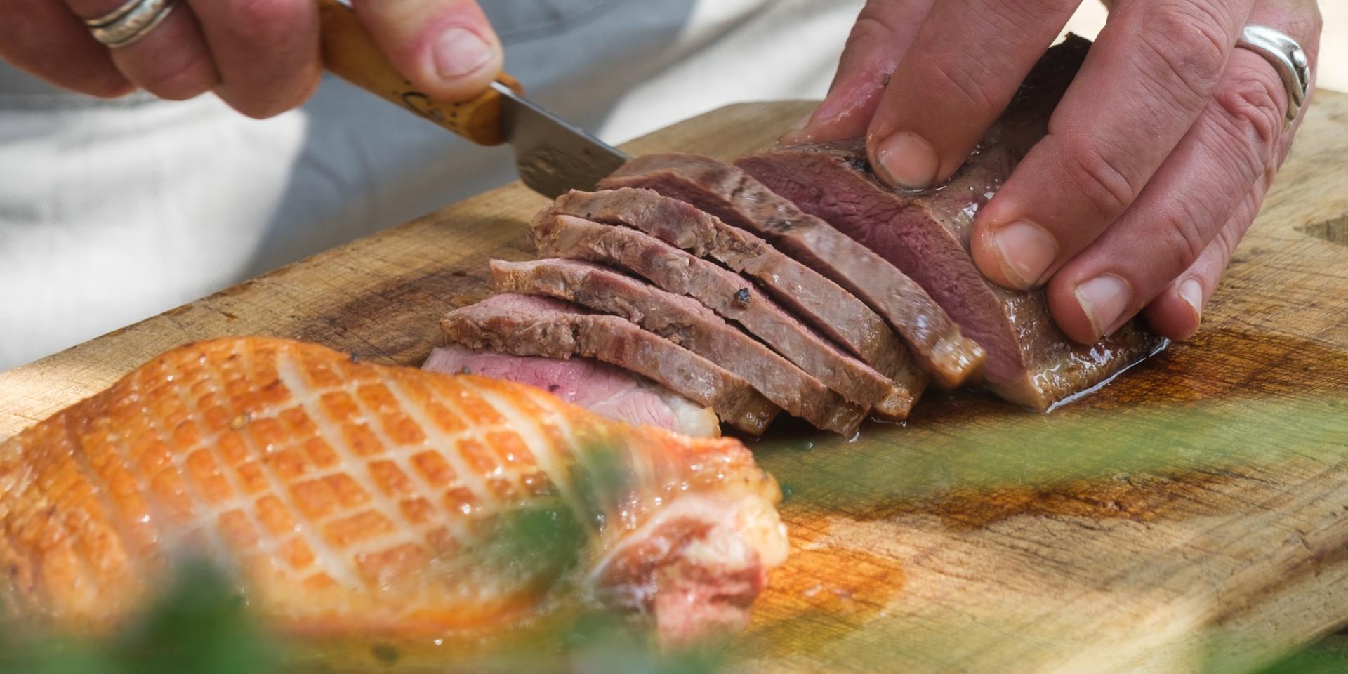 Magret De Canard Aux Châtaignes Et Pommes De Terre Sarladaises | Sarlat ...